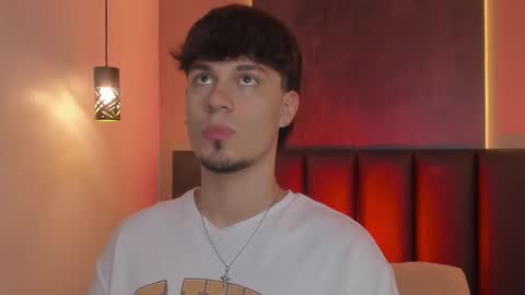 Snapshot of liamthunder05_ chatting on November 30, 2025, 11:58 am Liam Thunder online show from November 30, 2025, 11:58 am