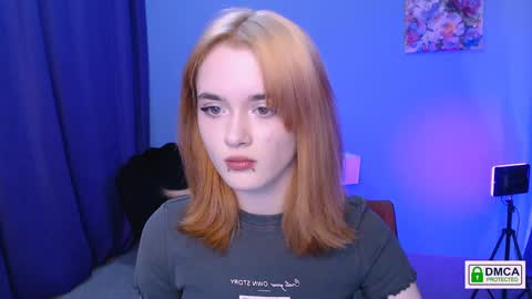 Snapshot of liana_kisses chatting on January 2, 2025, 7:40 pm Little Liana online show from January 2, 2025, 7:40 pm