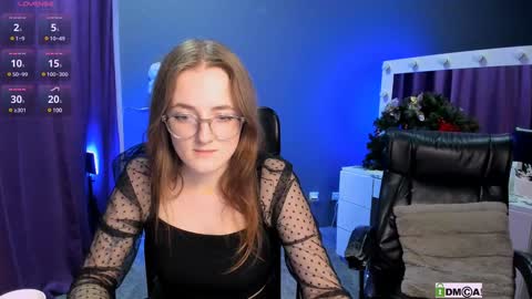 Snapshot of liana_kisses chatting on February 3, 2025, 3:38 pm Little Liana online show from February 3, 2025, 3:38 pm