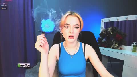Snapshot of liana_kisses chatting on February 4, 2025, 12:00 pm Little Liana online show from February 4, 2025, 12:00 pm