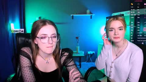 Snapshot of liana_kisses chatting on March 4, 2025, 2:27 am Little Liana online show from March 4, 2025, 2:27 am