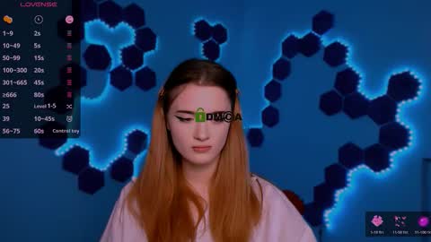 Little Liana  online show from November 25, 2025, 9:04 pm