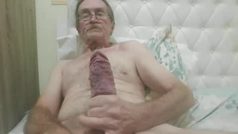 Snapshot of lickittostickit chatting on January 9, 2025, 7:52 am lickittostickit online show from January 9, 2025, 7:52 am