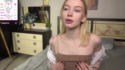 Ann online show from November 23, 2025, 7:02 pm