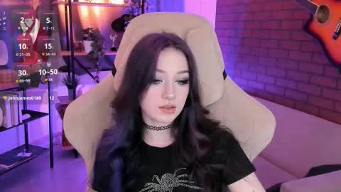 Snapshot of lii_luu chatting on November 12, 2025, 1:55 pm LiLu online show from November 12, 2025, 1:55 pm