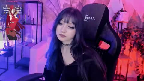 Snapshot of lii_luu chatting on December 14, 2025, 12:43 pm LiLu online show from December 14, 2025, 12:43 pm