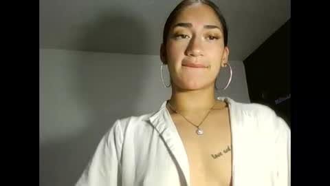 Snapshot of liia__strong chatting on October 13, 2025, 12:16 pm LIIA online show from October 13, 2025, 12:16 pm