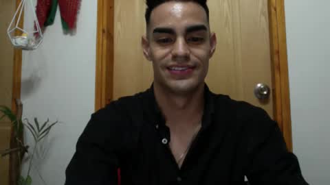 Snapshot of liiam_collins chatting on January 5, 2025, 9:37 am liiam online show from January 5, 2025, 9:37 am