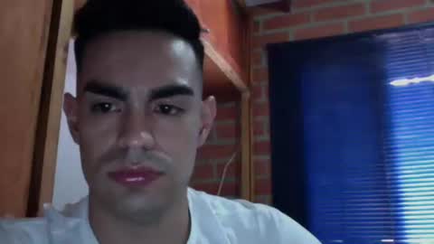 Snapshot of liiam_collins chatting on November 23, 2025, 7:02 pm liiam online show from November 23, 2025, 7:02 pm