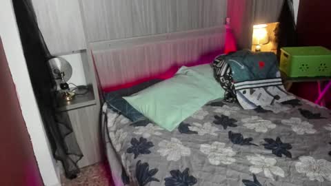         online show from December 4, 2025, 11:41 am