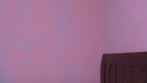 Snapshot of liilcutiee chatting on October 25, 2025, 11:10 pm Lily online show from October 25, 2025, 11:10 pm