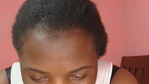 Snapshot of liilcutiee chatting on October 29, 2025, 9:05 pm Lily online show from October 29, 2025, 9:05 pm