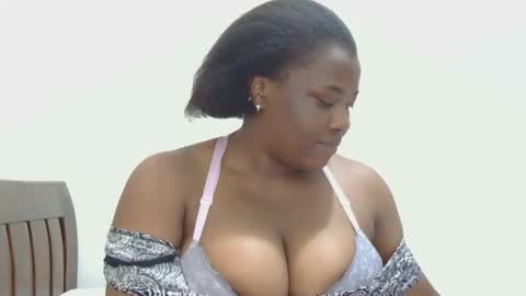 Snapshot of liilcutiee chatting on November 8, 2025, 11:10 am Lily online show from November 8, 2025, 11:10 am