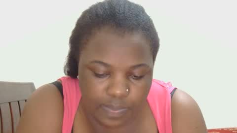 Snapshot of liilcutiee chatting on November 12, 2025, 11:14 pm Lily online show from November 12, 2025, 11:14 pm