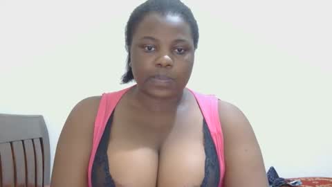 Snapshot of liilcutiee chatting on November 23, 2025, 8:30 pm Lily online show from November 23, 2025, 8:30 pm