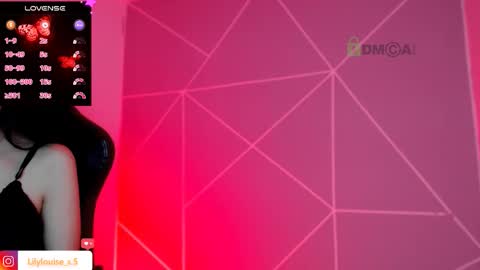 Snapshot of liilylouise chatting on November 10, 2025, 12:04 pm Liliana online show from November 10, 2025, 12:04 pm