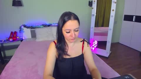 Snapshot of likaa_likaa chatting on December 6, 2024, 3:22 pm Lika online show from December 6, 2024, 3:22 pm