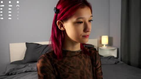 Snapshot of likalens chatting on November 20, 2025, 11:43 am Emi online show from November 20, 2025, 11:43 am