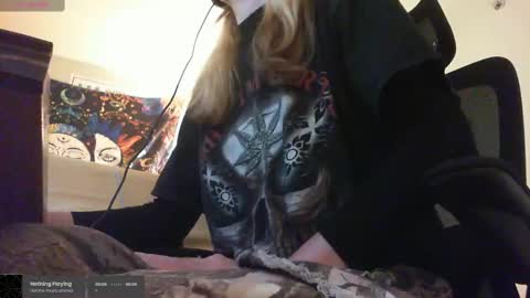 Snapshot of lil_gem chatting on September 21, 2025, 11:17 pm lil gemmie online show from September 21, 2025, 11:17 pm