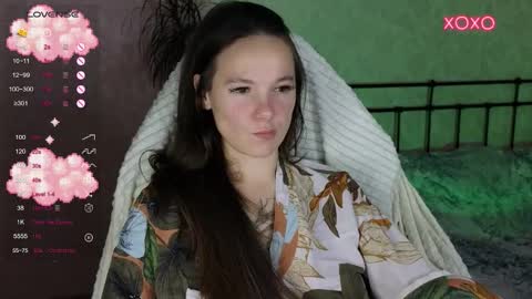 little moon online show from November 12, 2025, 8:41 pm