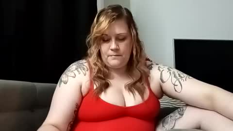 Snapshot of lil_nelli8 chatting on November 26, 2025, 7:31 am lil_nelli8 online show from November 26, 2025, 7:31 am