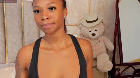 Snapshot of lilabeily chatting on December 4, 2024, 8:29 pm lila bailey online show from December 4, 2024, 8:29 pm