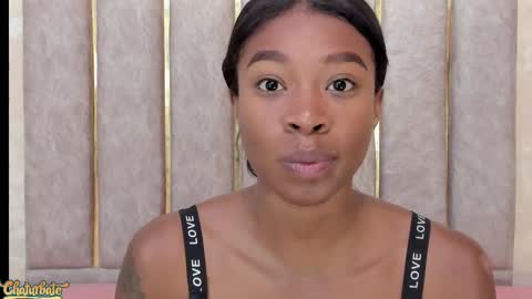 lila bailey  online show from November 10, 2025, 7:57 pm