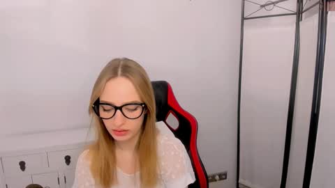 LiliaDesire online show from February 11, 2025, 4:24 pm