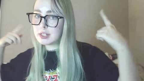 emily ryanson online show from November 25, 2025, 9:59 pm