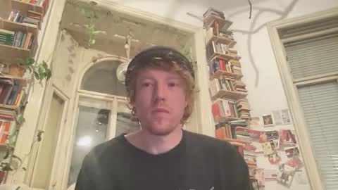 lilginge1 online show from October 20, 2025, 8:53 pm