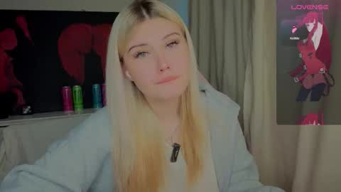 Snapshot of lilhornyprincess chatting on November 19, 2025, 7:19 am Nika and Lori online show from November 19, 2025, 7:19 am