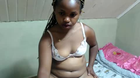 liliah online show from January 20, 2025, 10:37 pm