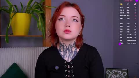 Snapshot of lilianadao chatting on October 19, 2025, 1:23 pm Anika online show from October 19, 2025, 1:23 pm