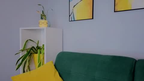 Snapshot of lilianadao chatting on November 19, 2025, 11:10 am Anika online show from November 19, 2025, 11:10 am