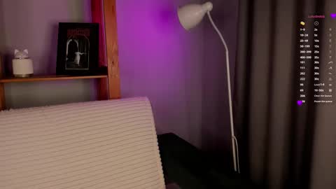 Snapshot of lilianadao chatting on December 14, 2025, 11:15 am Anika online show from December 14, 2025, 11:15 am