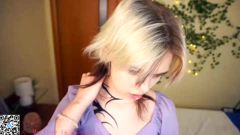 Snapshot of liliandaniels chatting on November 23, 2025, 8:03 am Lilian online show from November 23, 2025, 8:03 am