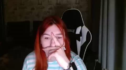 liliawoolf online show from February 16, 2025, 4:53 pm