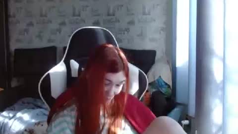 liliawoolf online show from February 18, 2025, 7:54 am