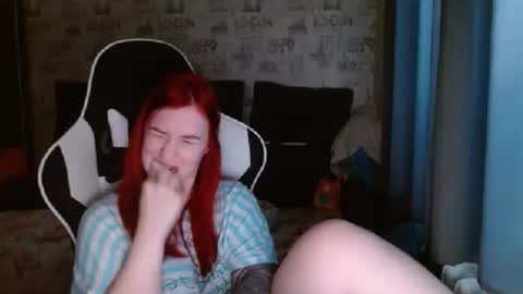 liliawoolf online show from March 4, 2025, 5:21 am