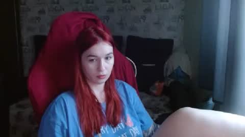 liliawoolf online show from March 11, 2025, 10:51 am