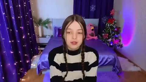 Lili Bakery online show from December 9, 2024, 11:34 pm