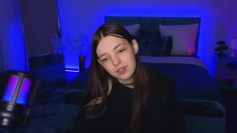 Lili Bakery online show from March 3, 2025, 3:41 am