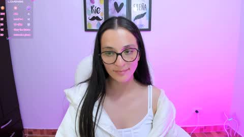 Snapshot of lilith01_ chatting on January 30, 2025, 12:18 am Leidy online show from January 30, 2025, 12:18 am