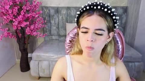 Snapshot of lilith4_s chatting on November 14, 2025, 9:13 pm Lilith online show from November 14, 2025, 9:13 pm