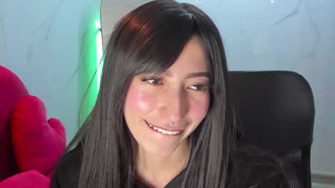 lilith cooper20 online show from November 18, 2025, 11:15 pm