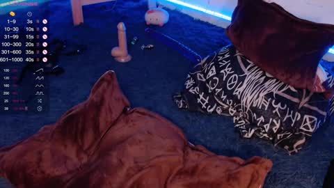 IG soylilith green7   online show from January 16, 2025, 3:56 am