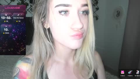 Snapshot of lilith_parker chatting on December 2, 2024, 3:58 am Lilith Parker online show from December 2, 2024, 3:58 am