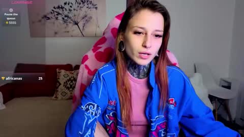Snapshot of lilith_poison chatting on September 10, 2025, 5:35 pm lilith_poison online show from September 10, 2025, 5:35 pm