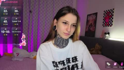 Snapshot of lilith_poison chatting on October 11, 2025, 6:06 pm lilith_poison online show from October 11, 2025, 6:06 pm