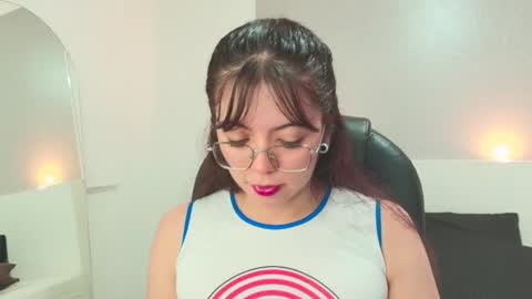 Snapshot of lilith_rose6 chatting on September 28, 2025, 1:27 pm Lilith online show from September 28, 2025, 1:27 pm